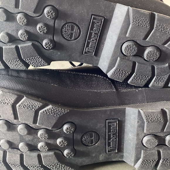 Timberline boots 🥾 - Picture 4 of 6